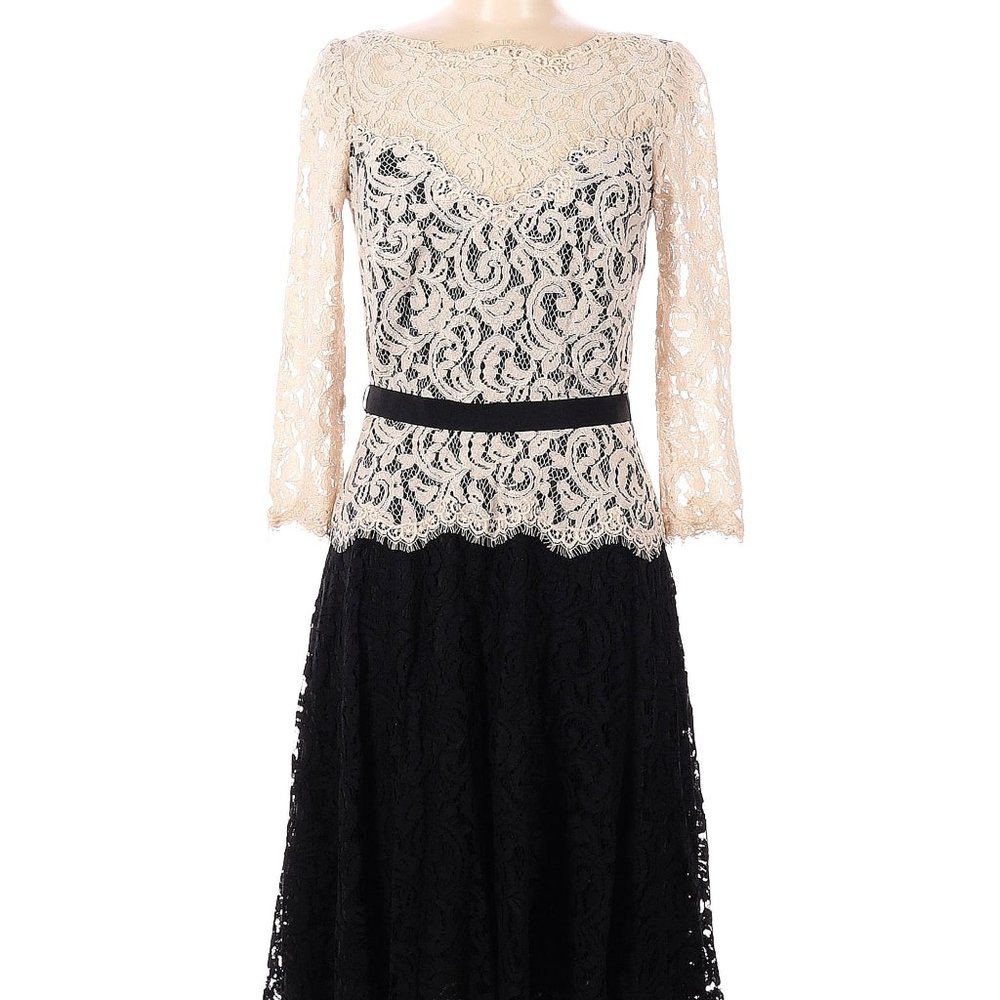 Tadashi Shoji - Two Toned Lace Dress